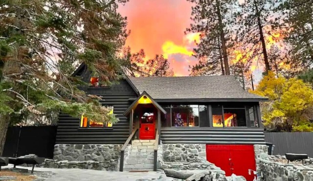Wrightwood Chalet: Hot Tub, AC, Game Rooms, WW Chalet