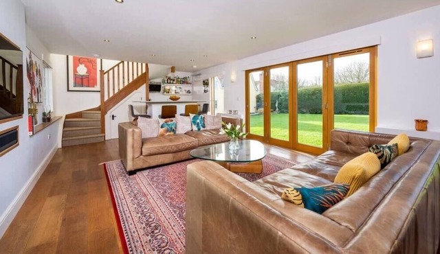 Writer's Barn, Bury St Edmunds