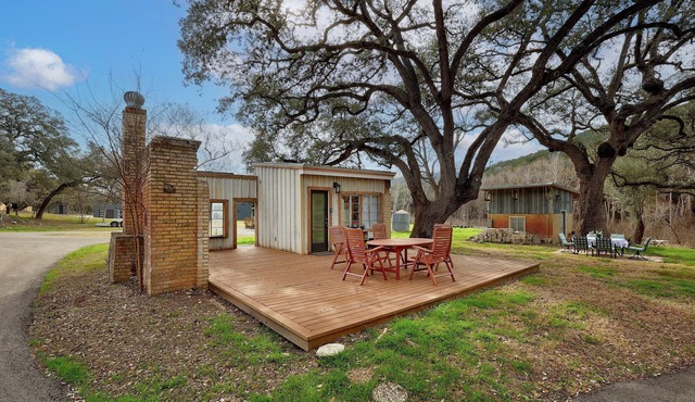 Writer's Retreat: Think and rest in nature in the middle of Austin.
