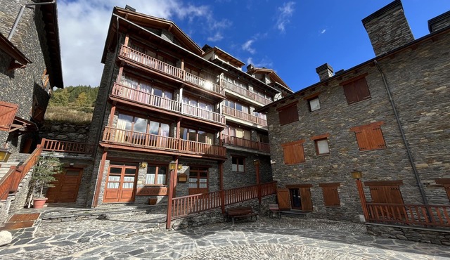 Wuau! Apartaments Font del Poble