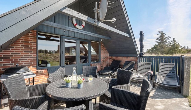 "Wulfhild" - 800m from the sea by Interhome