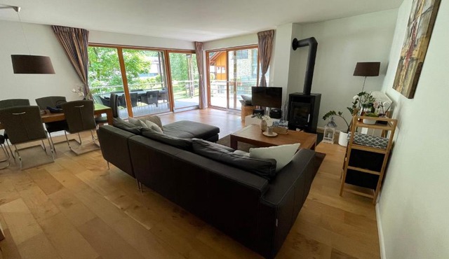 Wunderschöne Wohnung am See mit Sauna & Whirlpool
