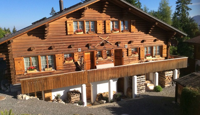 Wunderschönes Block-hausteil Direkt im Ski- und Wandergebiet Stockhütte NW