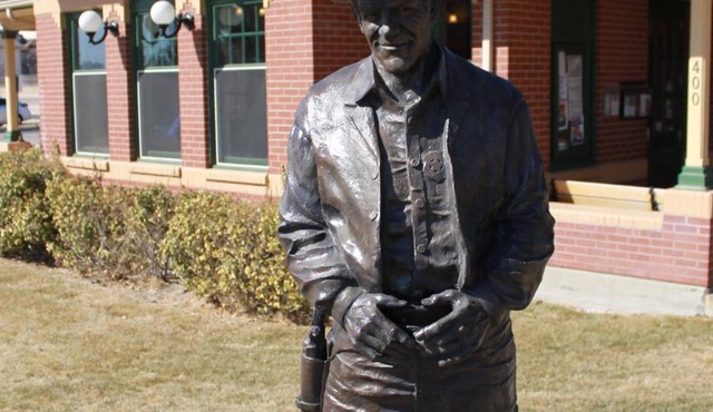 Wyatt Earp Hotel