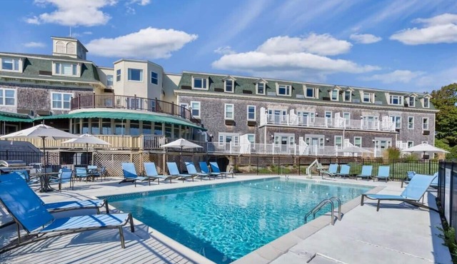 Wyndham Bay Voyage Inn | 1BR/1BA Queen Suite