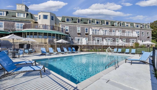 Wyndham Bay Voyage Inn | 1BR/1BA Queen Suite