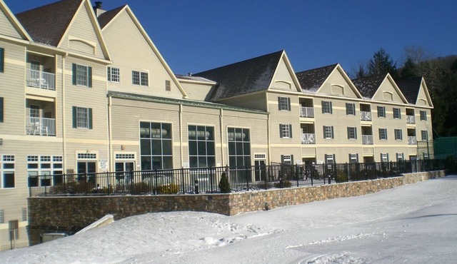 Wyndham Bentley Brook @ Jiminy Peak Ski-In Ski-Out