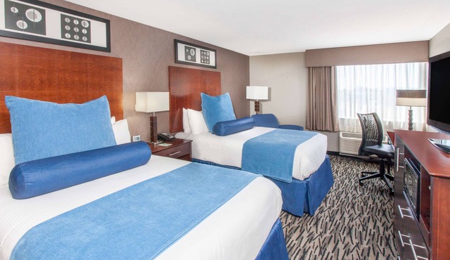 Wyndham Garden Elk Grove Village/O'Hare