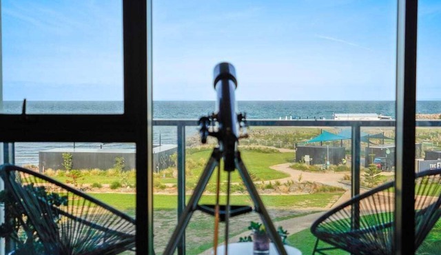 Wyndham Harbour Luxury Bayside Haven with parking