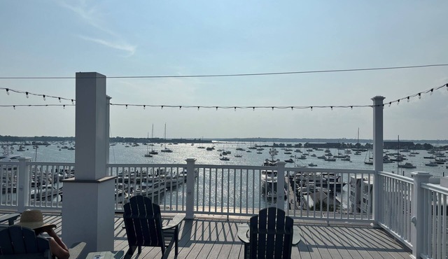 Wyndham Inn on the Harbor 33rd WEEK AUGUST 2026 NEWPORT YACHTING VILLAGE