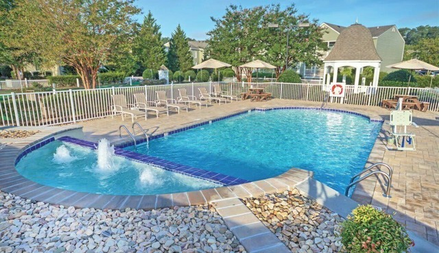 Wyndham Kingsgate | Two 3BR Suites Sleeps 20!