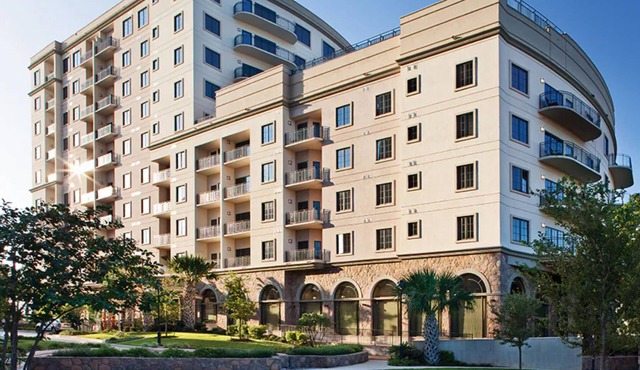 Wyndham La Cascada 2 bedroom/2 bath unit in Riverwalk in downtown San Antonio