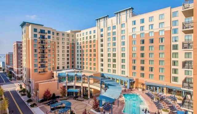 Wyndham National Harbor | 1BR/1BA King Bed Suite