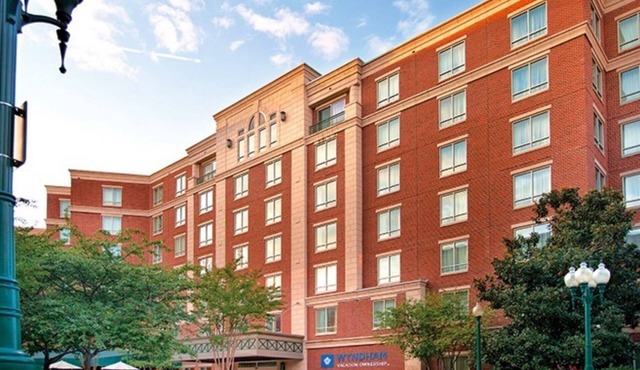 Wyndham Old Town Alexandria, 1 Bedroom Deluxe Condo, Free WiFi and Parking