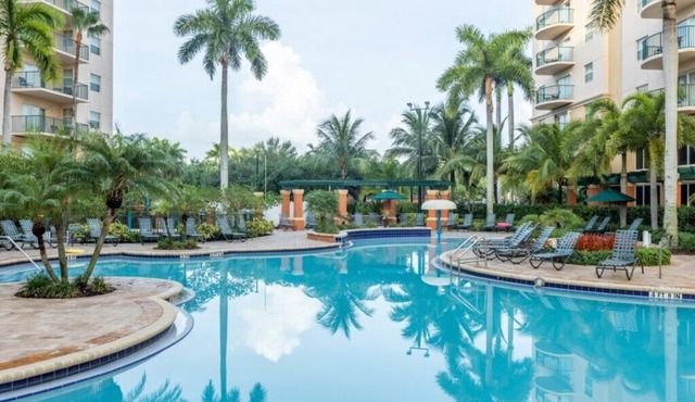 Wyndham Palm-Aire - 2 Bedroom Condo
