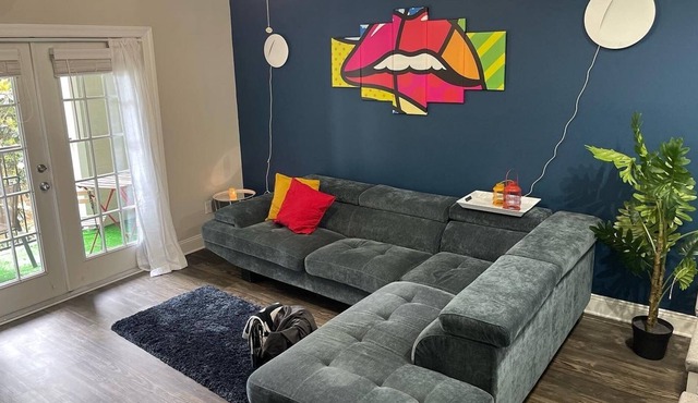 Wynwood Blu an Art Captivated space in Midtown Atlanta-scenic rooftop