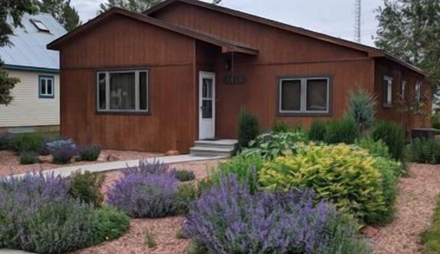 Wyoming Retreat- Steps from Downtown Cody