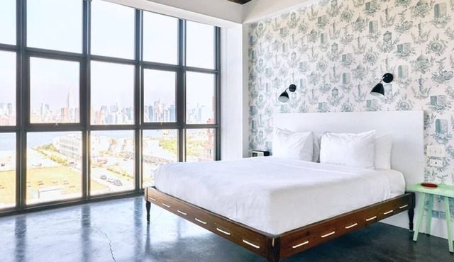 Wythe Hotel l South 7th Loft l Corner Loft with Skyline & Light