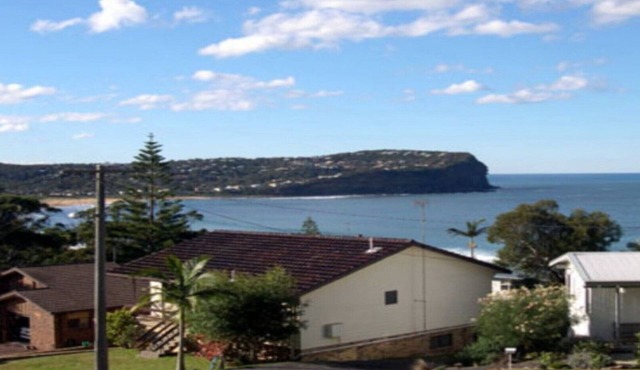 Wyvern Cres Beach House