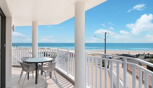 Xavier Dunes 3 - Luxury Beachfront Tugun/Currumbin