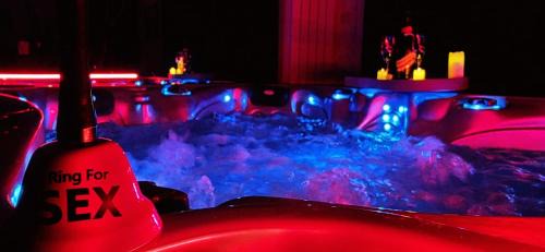 Xcoquine Love Room & Spa