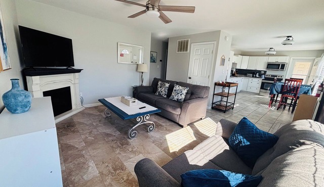 Xenia 3BD Home-Foosball Game Room-Fire Pit-Near Downtown