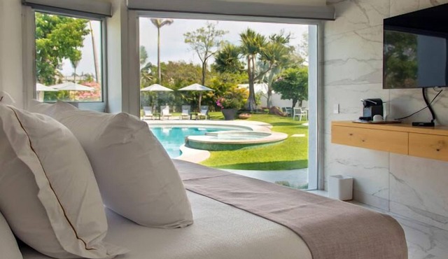 Xhiara Hotel