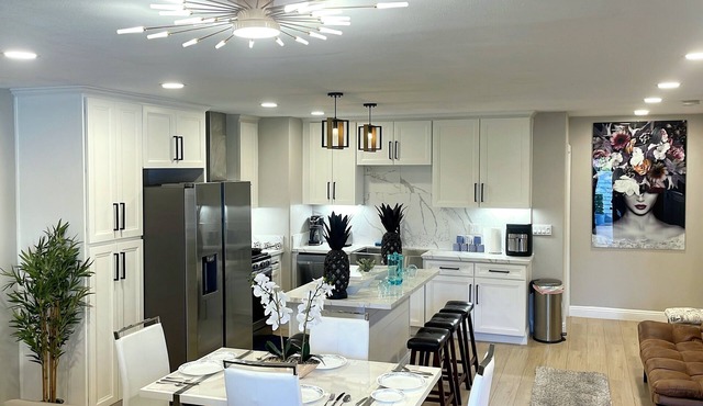 XLNC HOUSE 3bed 2Bath 20min from downtown/airport