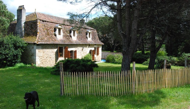 XVII house with pool, 6 adults