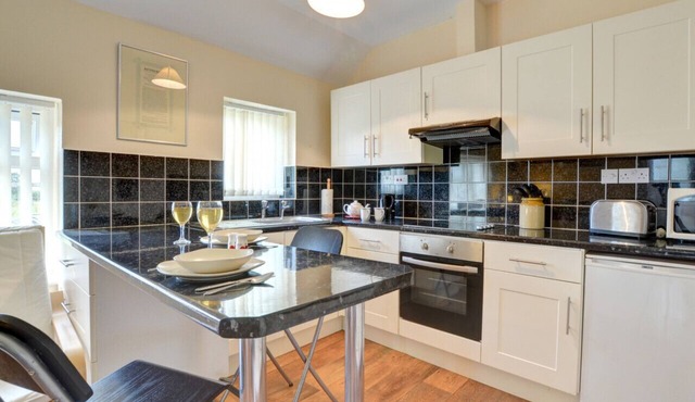 Y Bwthyn - One Bedroom House, Sleeps 2