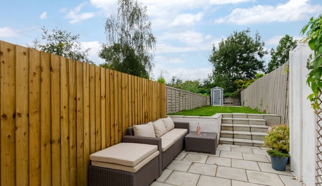 Y Bwthyn - Two Bedroom House, Sleeps 4