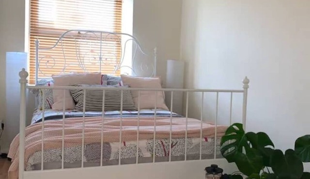 Y Ddwylan Apartment Nebo – Dog-Friendly Coastal Retreat with 2 Bedrooms