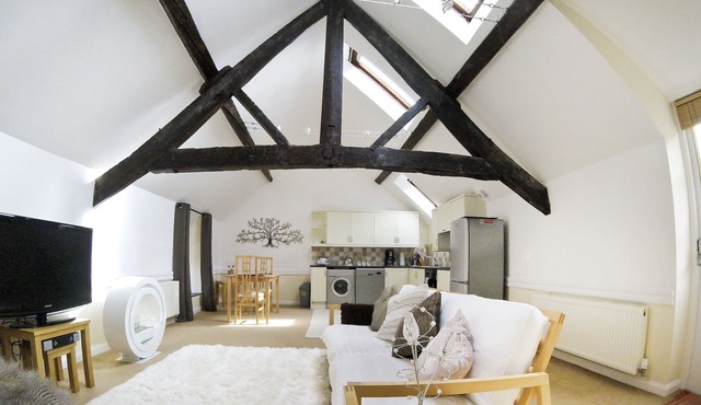 Y GRANAR - sleeps 2 guests in 1 bedroom, Nr Bala, Snowdonia