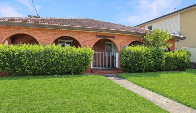 Yacaaba Cottage - Pet friendly