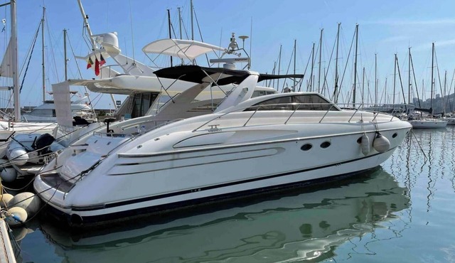 Yacht 17M Cannes Croisette Port Canto, 3 Bedrooms, air conditioning, tv