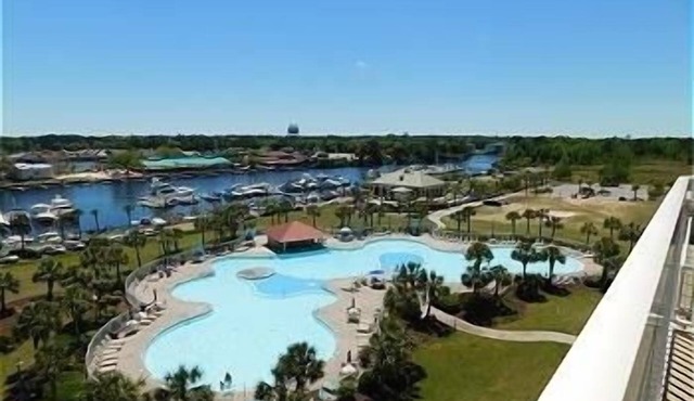 Yacht Club S #1-1104 4 Bedroom Condo by RedAwning