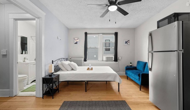 Yale & St Raphael’s 2 min walk!