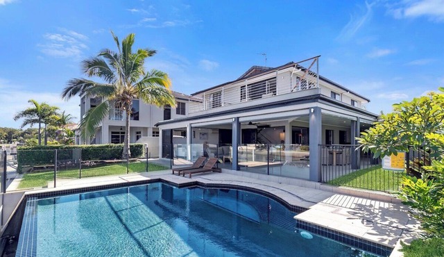 YALL24-Waterfront Beauty Resort Style Private Home