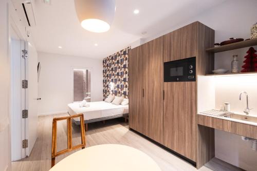 Yard Patraix by Concept Flats