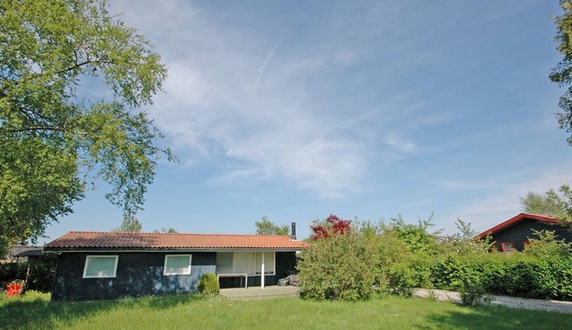 "Yari" - 250m from the sea by Interhome