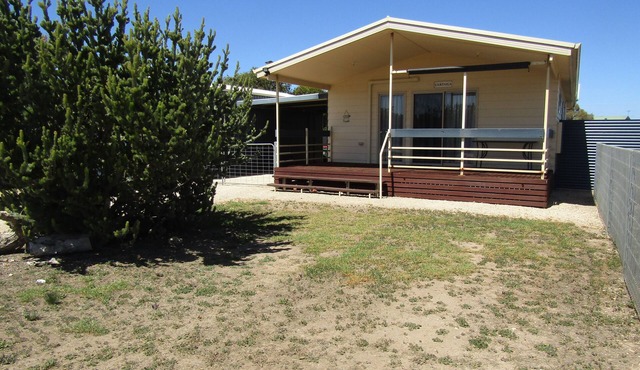 Yaringa - Close to beach, Off Peak Special!