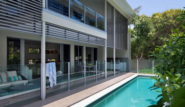 Yaroomba Beach House - Stylish and contemporary. pool, tennis, beach, repeat!
