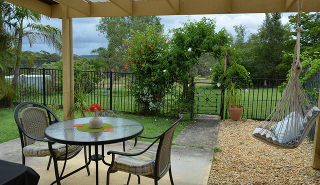 Yarramin Park Farmstay - Seal Rocks Beach 8 mins. Pet Friendly, Couples Retreat.