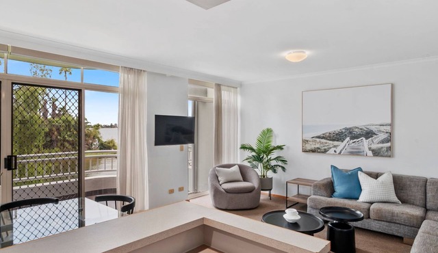 Yarrawonga Lakeside Apartment 38