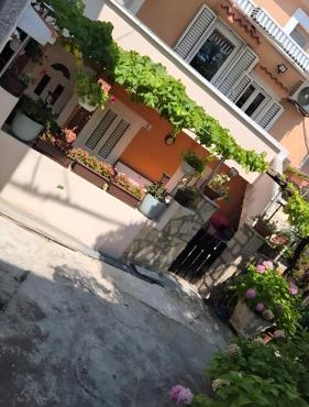 Yasmin Breeze Apartment