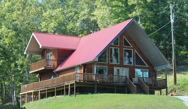 Yatesville Lake Premier Cabin Rental - Best Vacation Home in Eastern KY