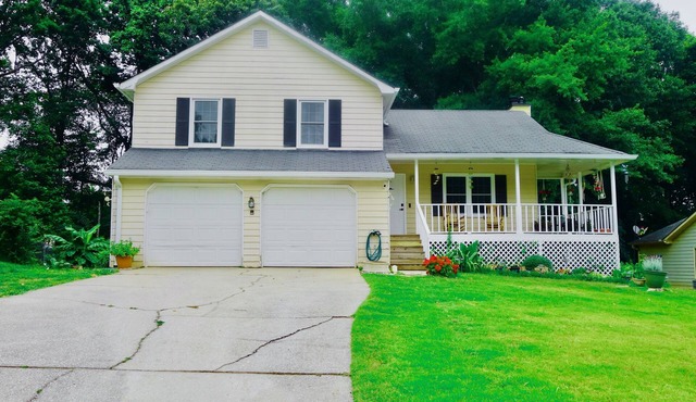 Yavonne's House, a cozy space designed with your comfort in mind.