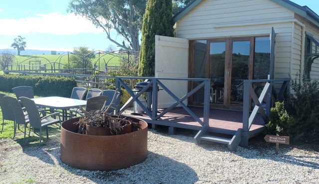 Yea Cabin/Bunk House