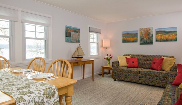 Year-round Cayuga Lakefront with easy access to house and lake