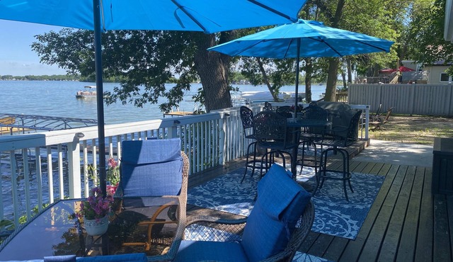 Year Round Lakeside Home on Lost Island Lake